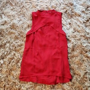 VENUS M red keyhole front tank blouse